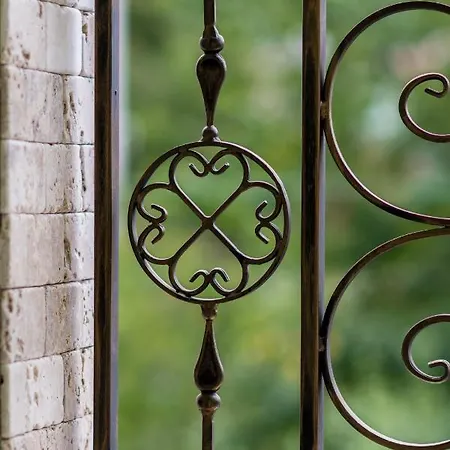 Appartement Arletti Luxury Roese