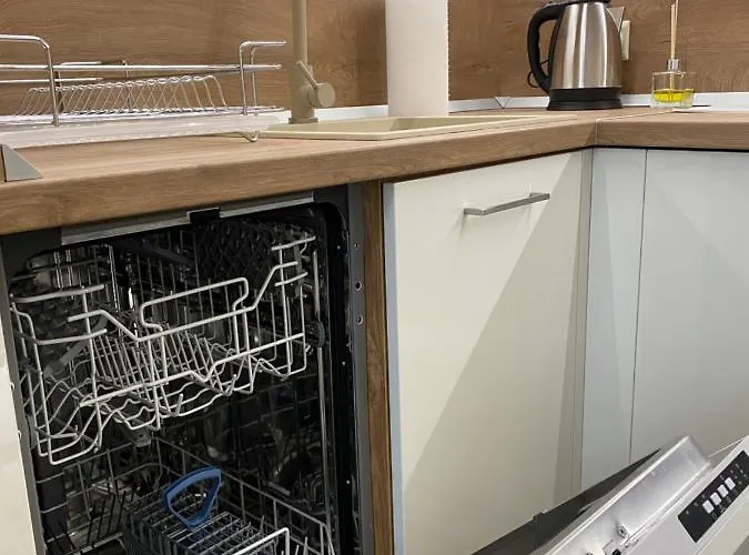 アパート Arletti Luxury ルセ